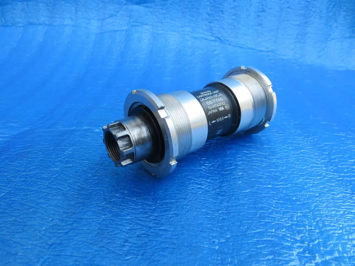 Shimano Bb-7700  Njs Bottom Bracket 68Mm-109.5Mm (26041926) 1