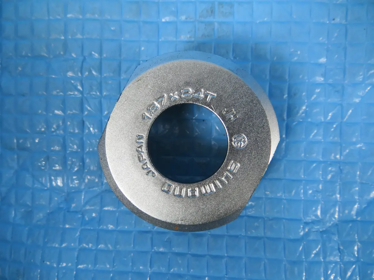 Shimano Dura-Ace Bb-7500 Bottom Bracket Right Side Fixed Cup Njs (22100606) 1