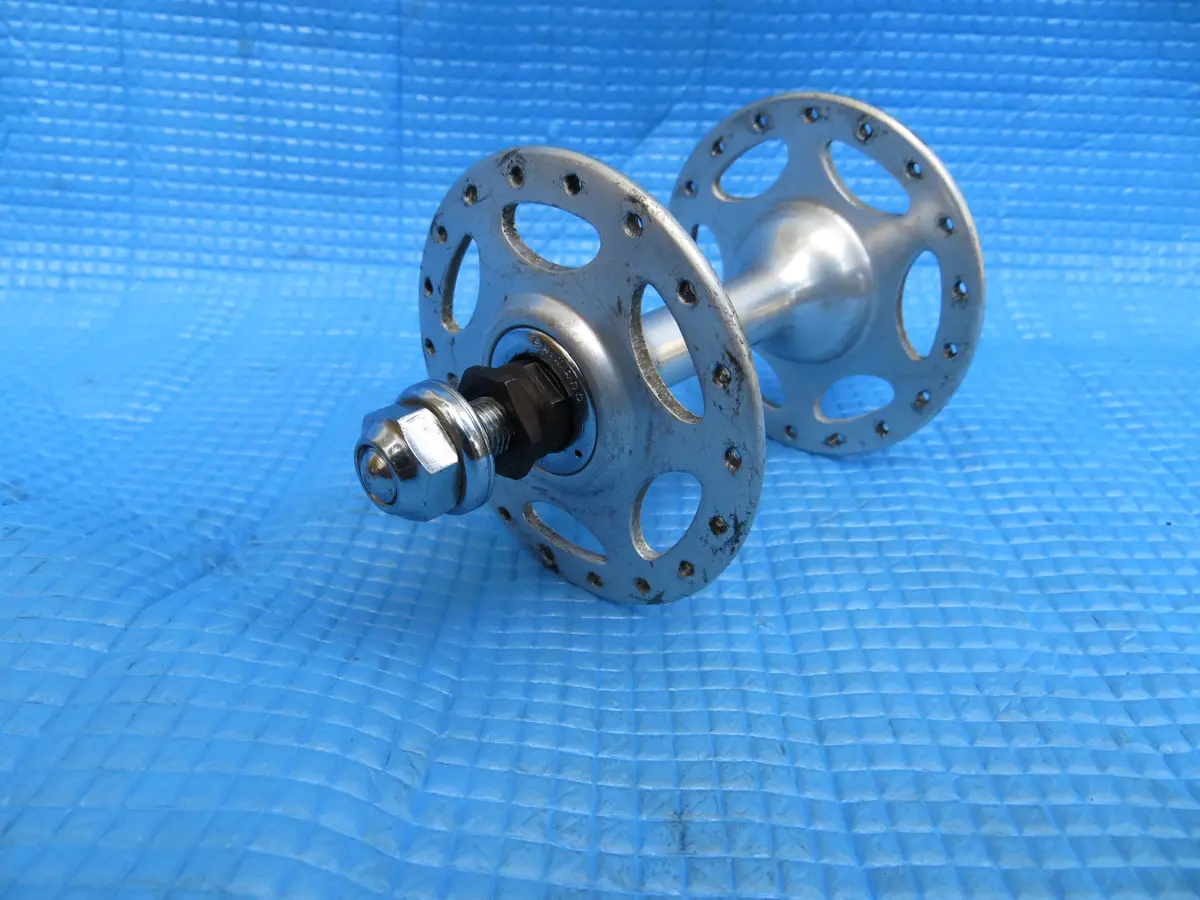 Shimano Dura Ace Hb-7520 36H Front Hub Njs 8Mm (22100824) 1