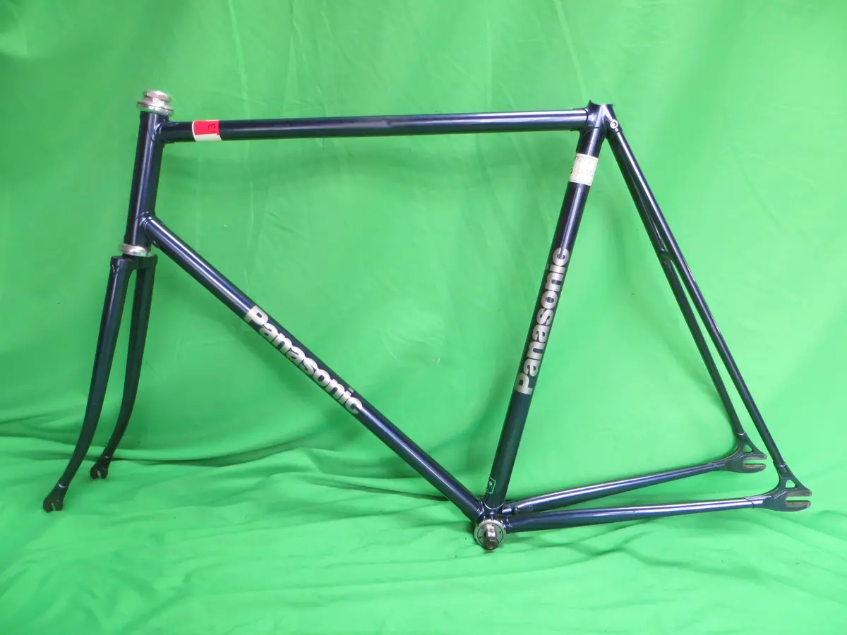 Panasonic Kaisei 019 // Navy Metallic With Fine Rainbow Flake // 58Cm 1