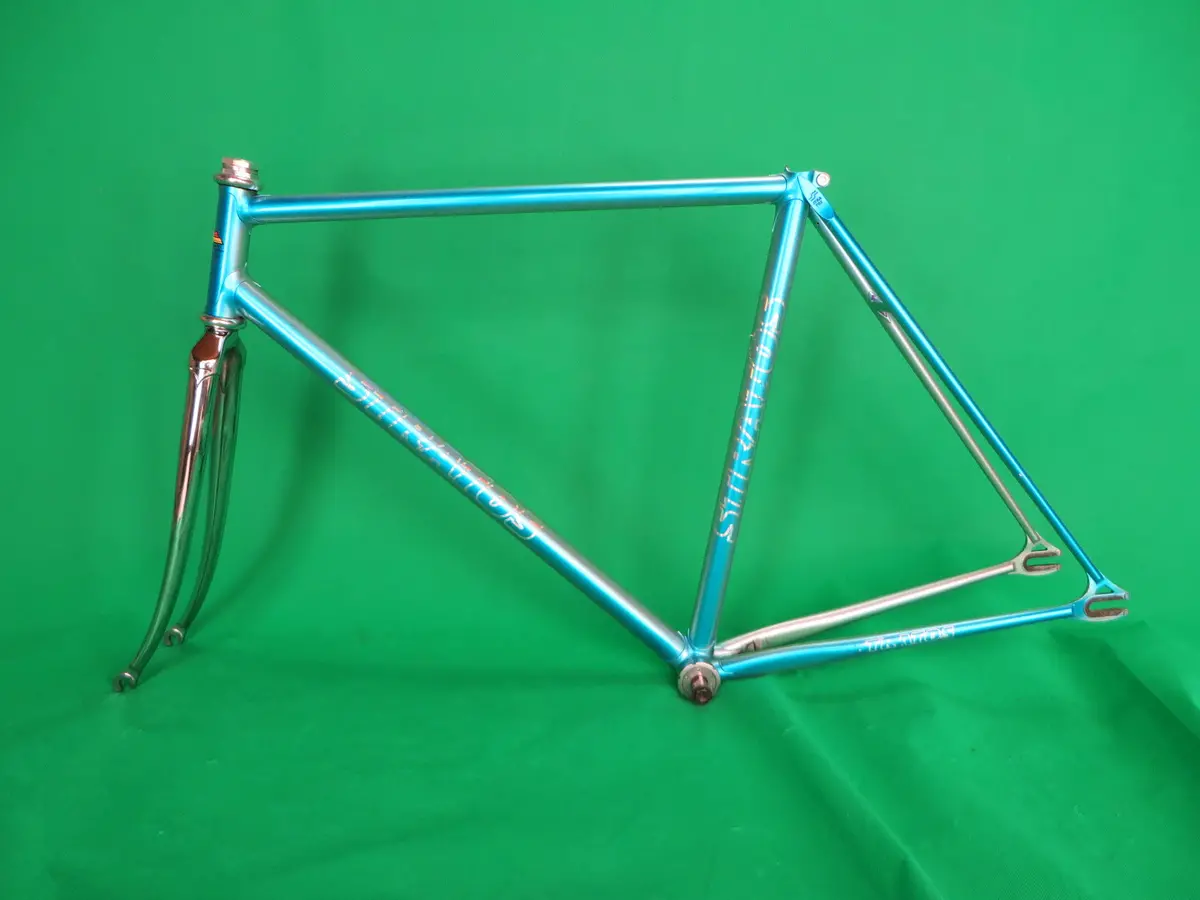Stratos // Blue Metallic Silver Fade // 51Cm 1