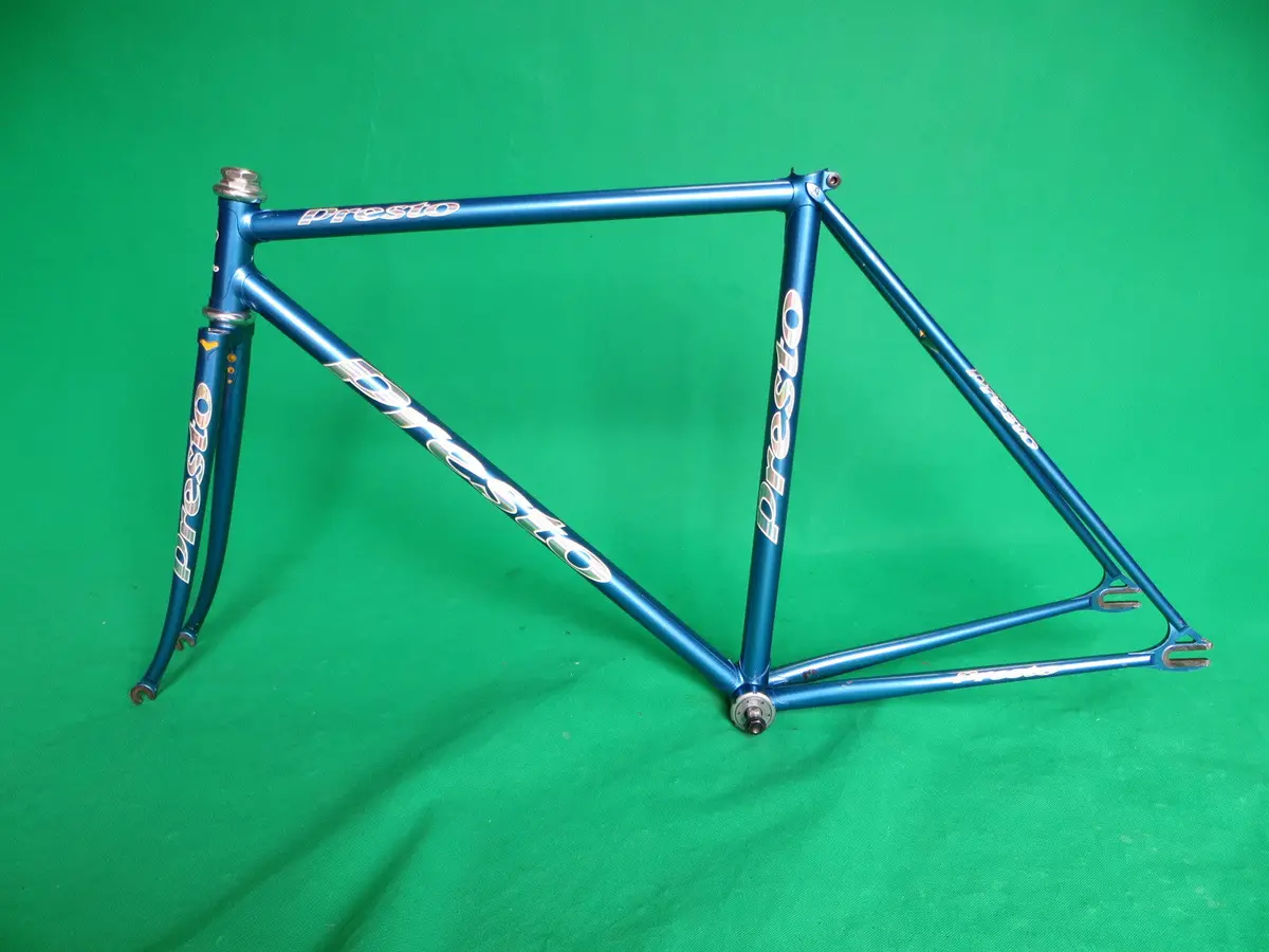 Presto // Blue Metallic // 49.5Cm 1