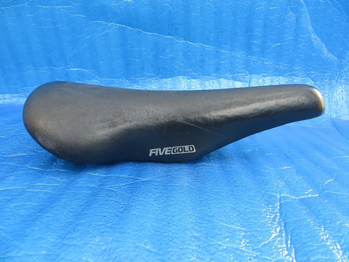 Kashima Five Gold Fg-4P 44Mm Njs Unpadded Saddle  (25100517) 1