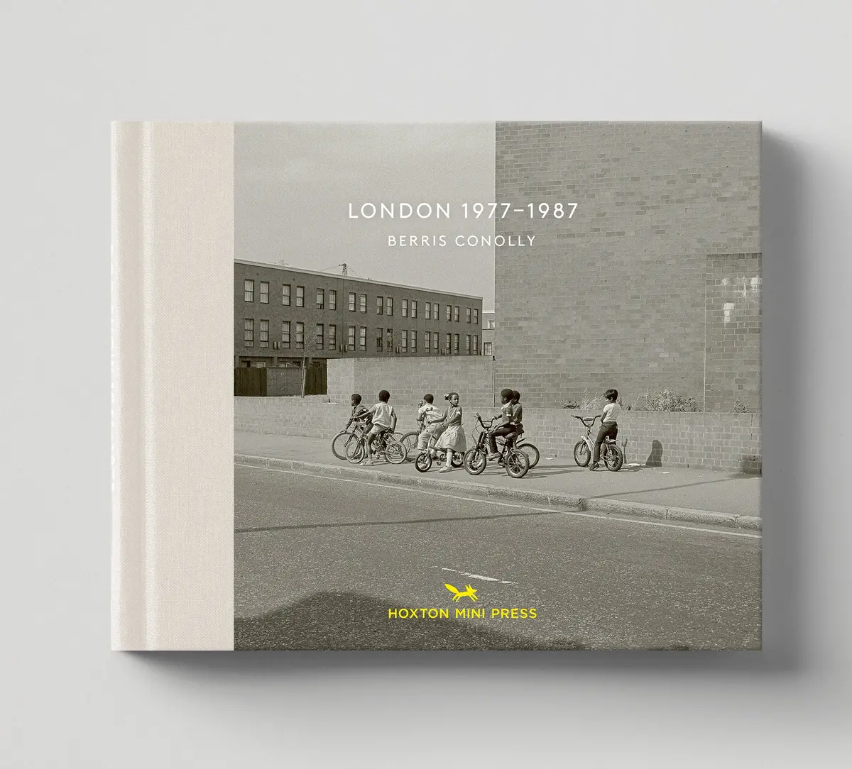 London 1977–1987 (Book 9: Vintage Britain) 1