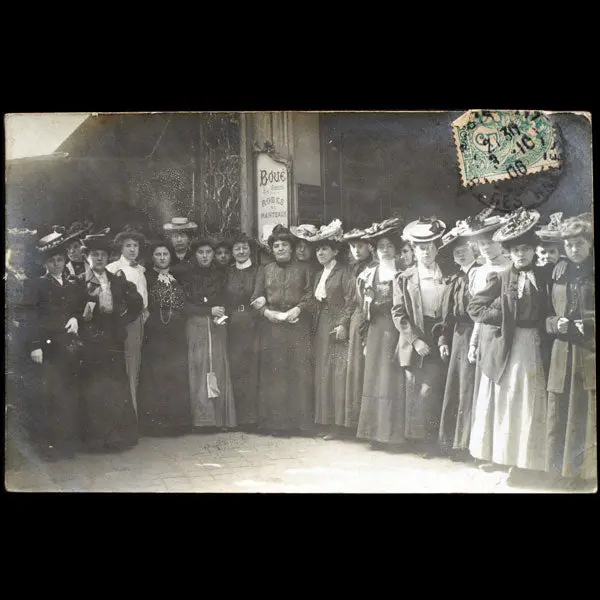 La Maison Boué Soeurs, 9 Rue De La Paix (1906) 1