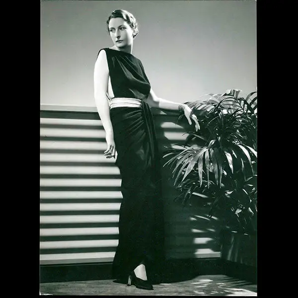 Robert Piguet - Robe Drapée De Robert Piguet Par Le Studio Dorvyne (1935) 1