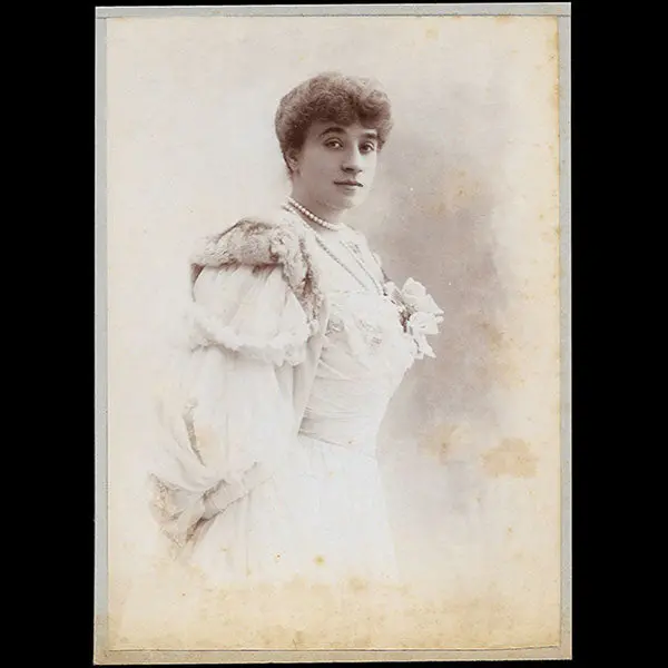 Paquin - Berthe Cerny Dans La Décadence, Photographie De Reutlinger (1904) 1