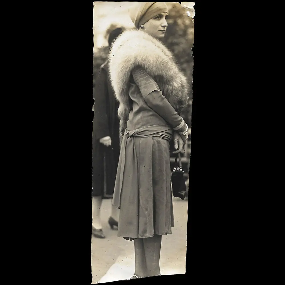 Agnès - Portraits De La Modiste Aux Courses (1928) 1