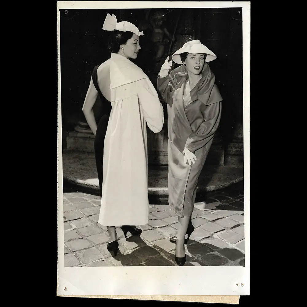 Alwyne Gamble - Modèles Hupmann Et Gitane Vizir Pour L'automne 1954 1