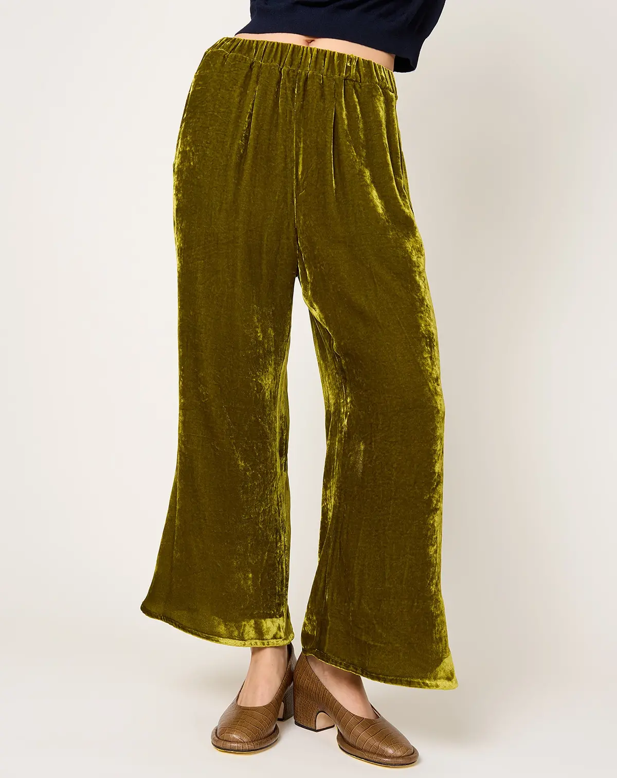 Flared Pants In Olive 1