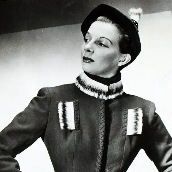 Jean Patou - Tailleur, Tirage D'époque De Luigi Diaz (1949) 2