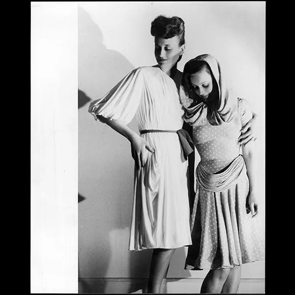 Madame Grès - Robes (Circa 1943) 1