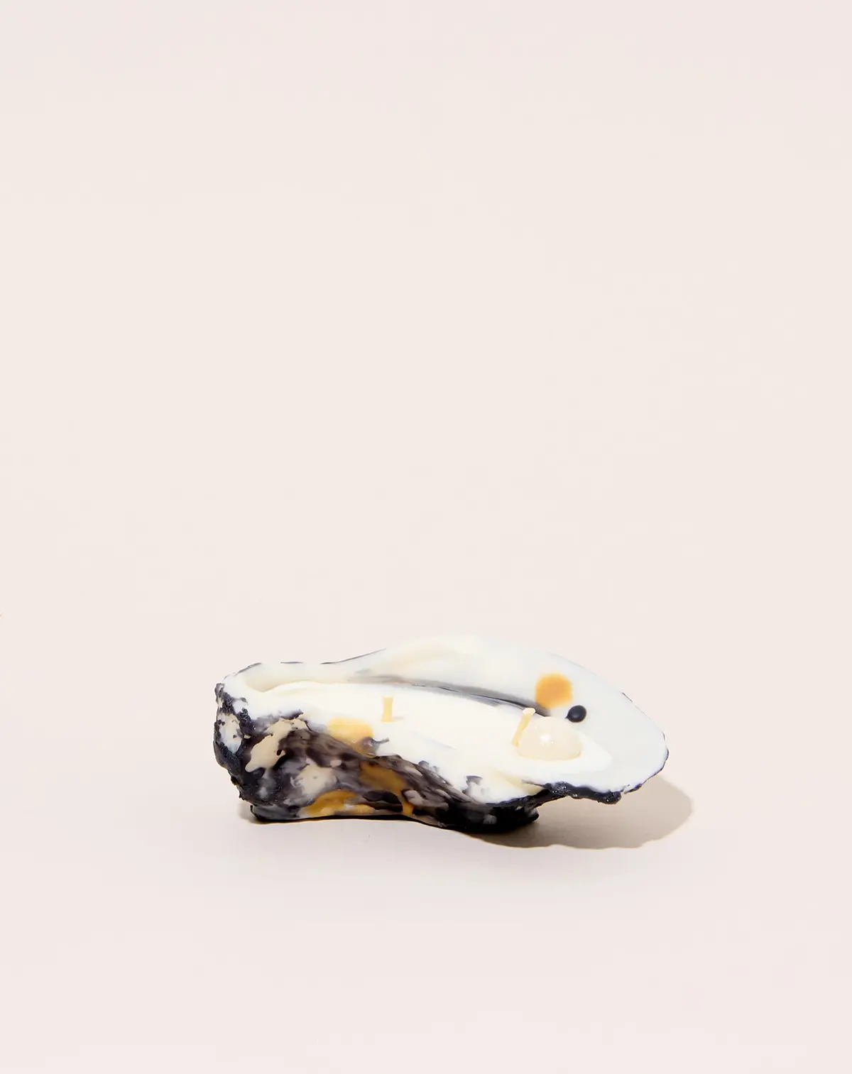 Pearl Oyster Candle 1