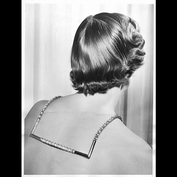Pierre Balmain - Robe Au Collier Carré (1950) 1