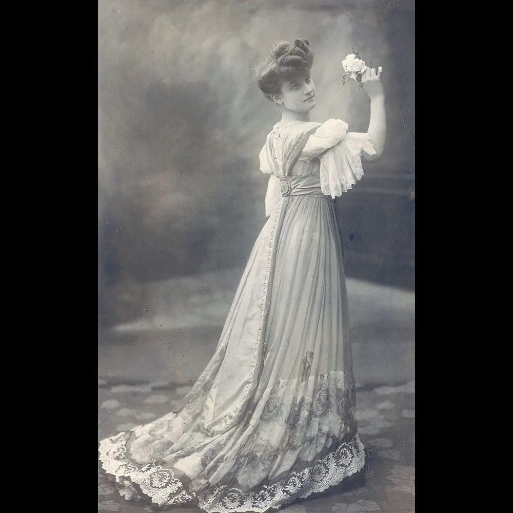 Boué Soeurs - Robe Iris, Photographie De Henri Manuel (1906) 1