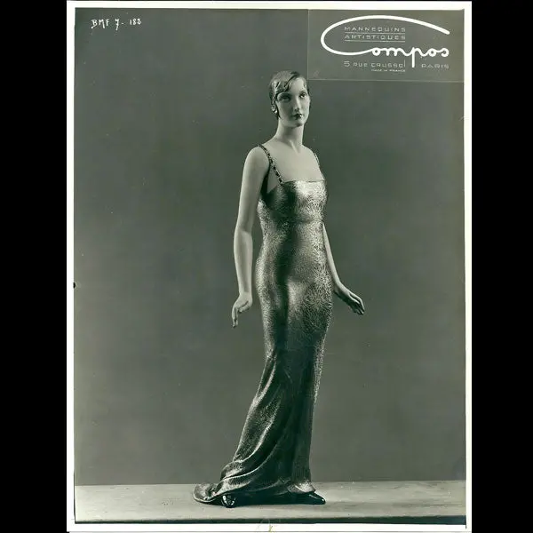 Mannequins D'art Féminins, Par Compos, Rue Crussol À Paris (Circa 1920-1930) 1
