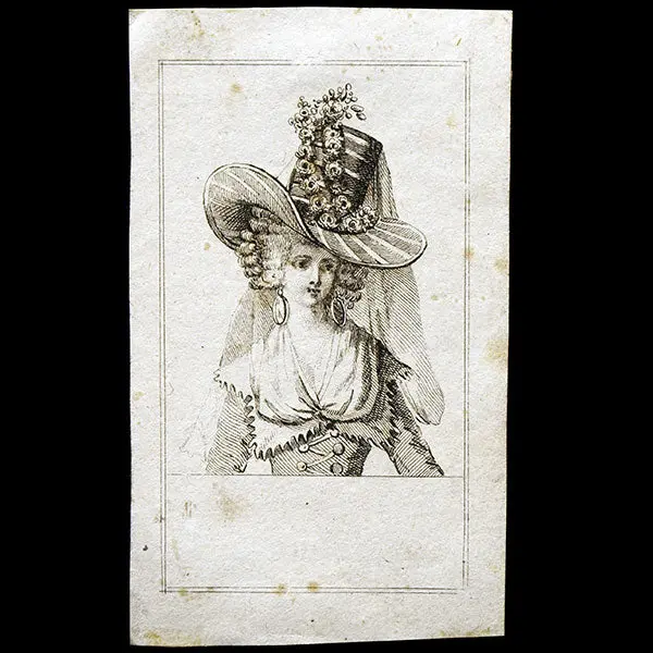 Elégante Au Chapeau Et Boucles D'oreilles À La Créole, Gravure D'almanach Du Xviiième Siècle (Circa 1780) 1