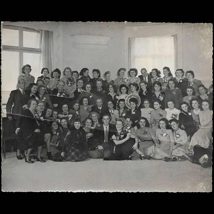 Callot Soeurs- Employés Fêtant La Sainte-Catherine (Circa 1948) 1