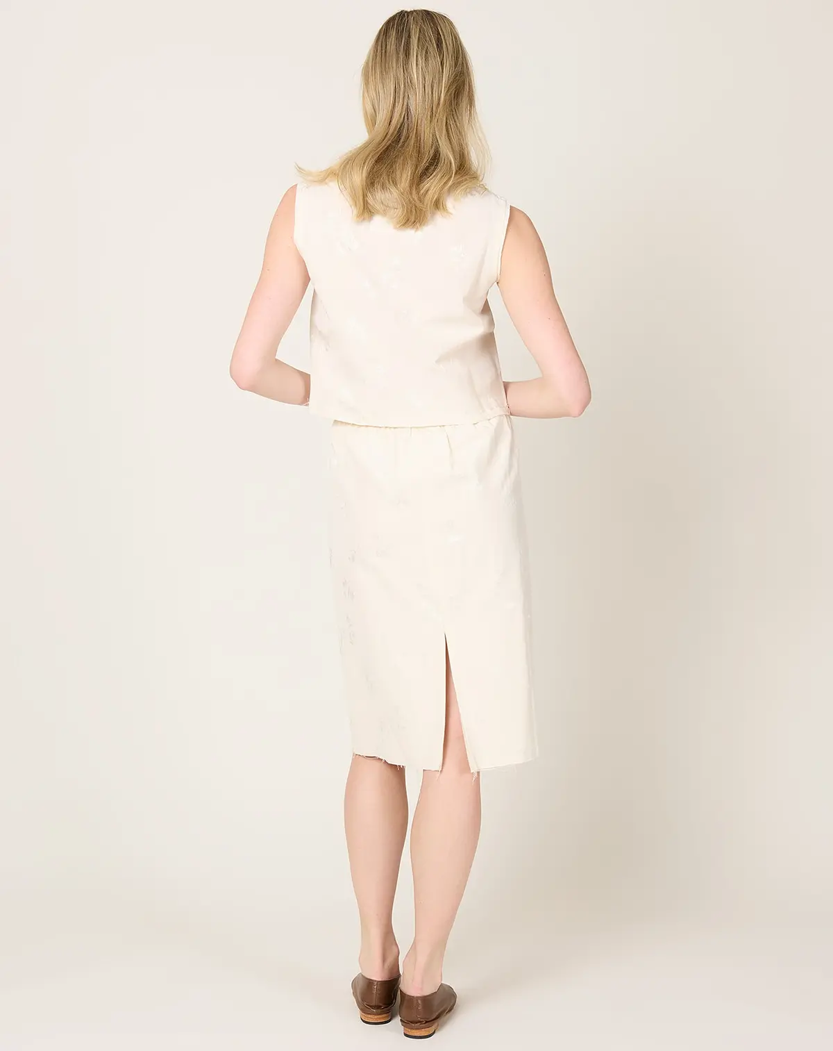 Grandma Skirt In Off White Flower Jacquard 4