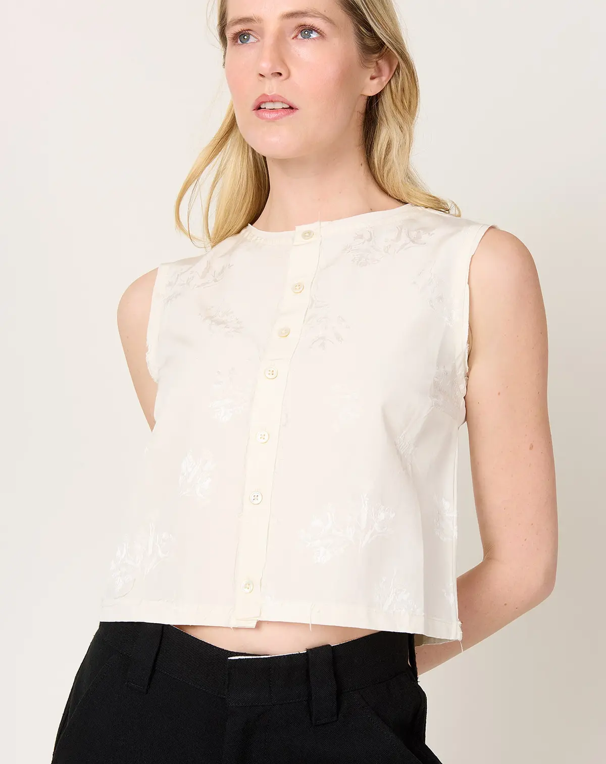 Square Top In Off White Flower Jacquard 1