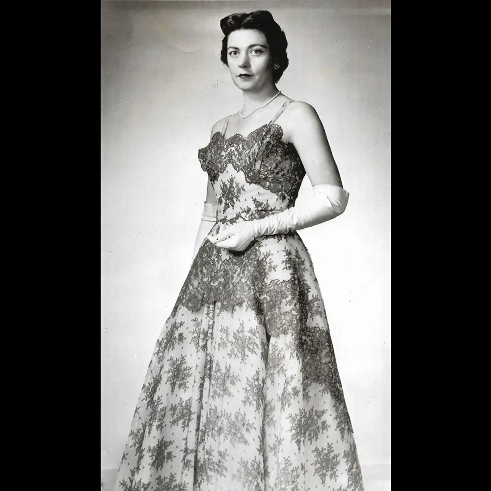 Charles James - Robe Portée Par Mrs Ben Ramsey (1957) 1