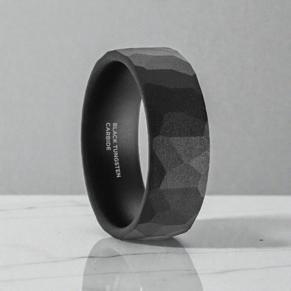 Chasm | Black Tungsten Hammered Ring 8 Mm 1