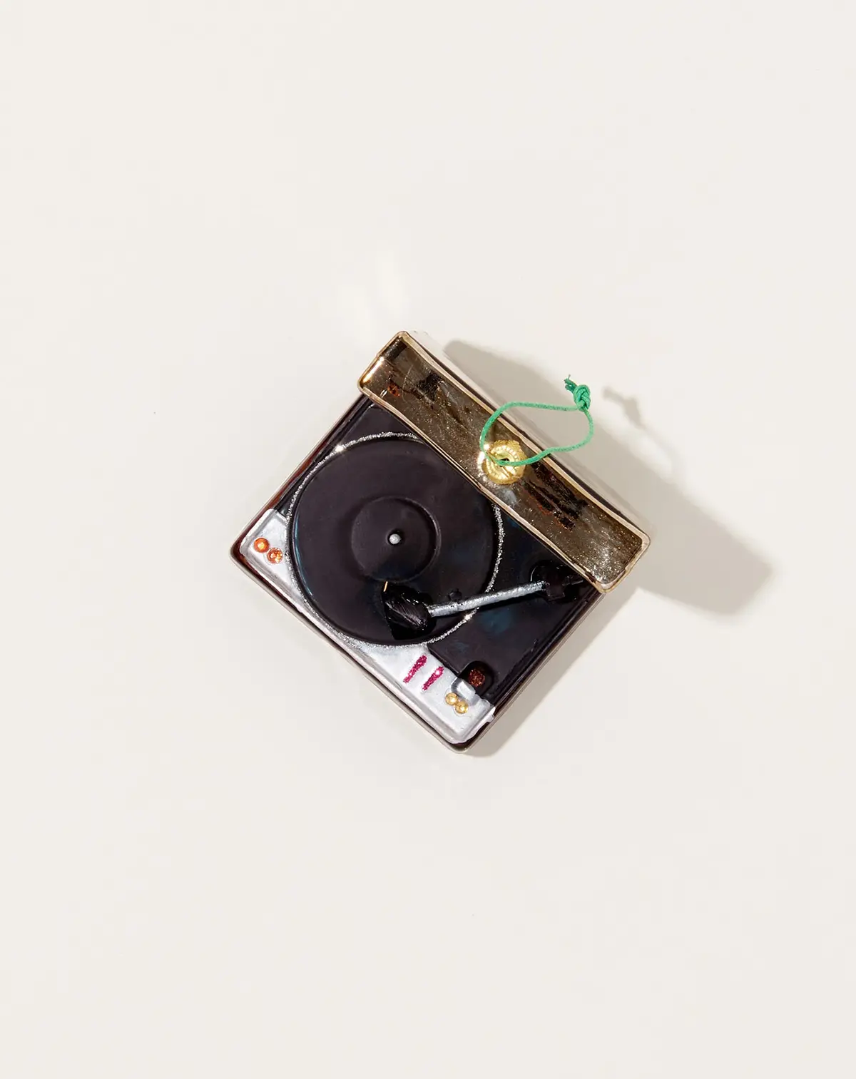 Turntable Record Player Ornament 1