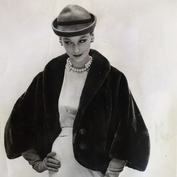 Christian Dior - Modèle De Fourrure De Christian Dior, Saks, Fifth Avenue, 1954 2