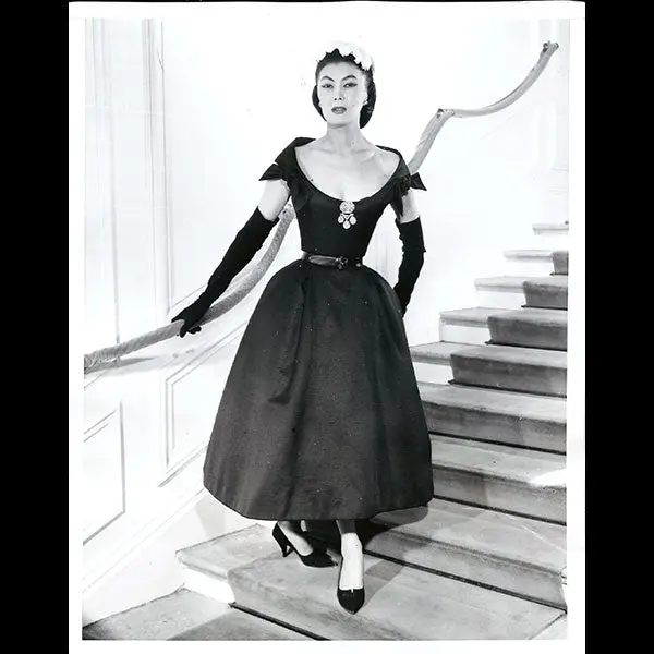 Christian Dior - Robe De Soirée En Soie Noire (1957) 1