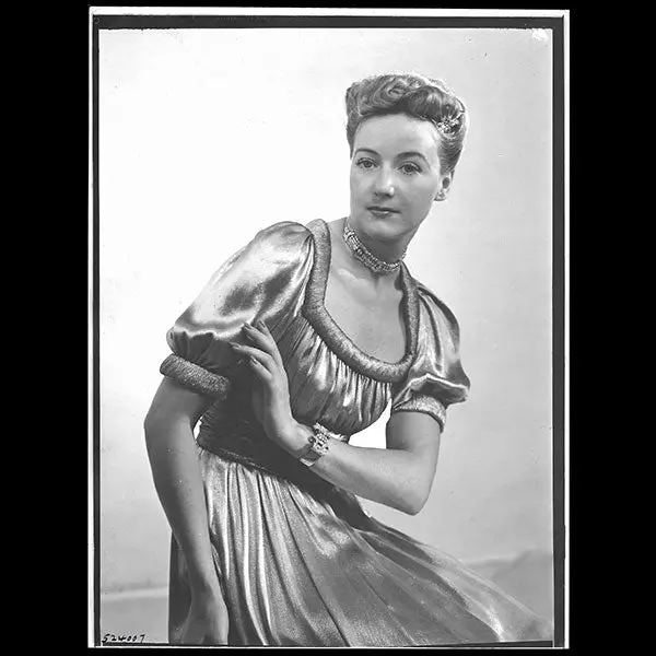 Jeanne Lanvin - Robe Du Soir, Collier De Mauboussin (1939) 1