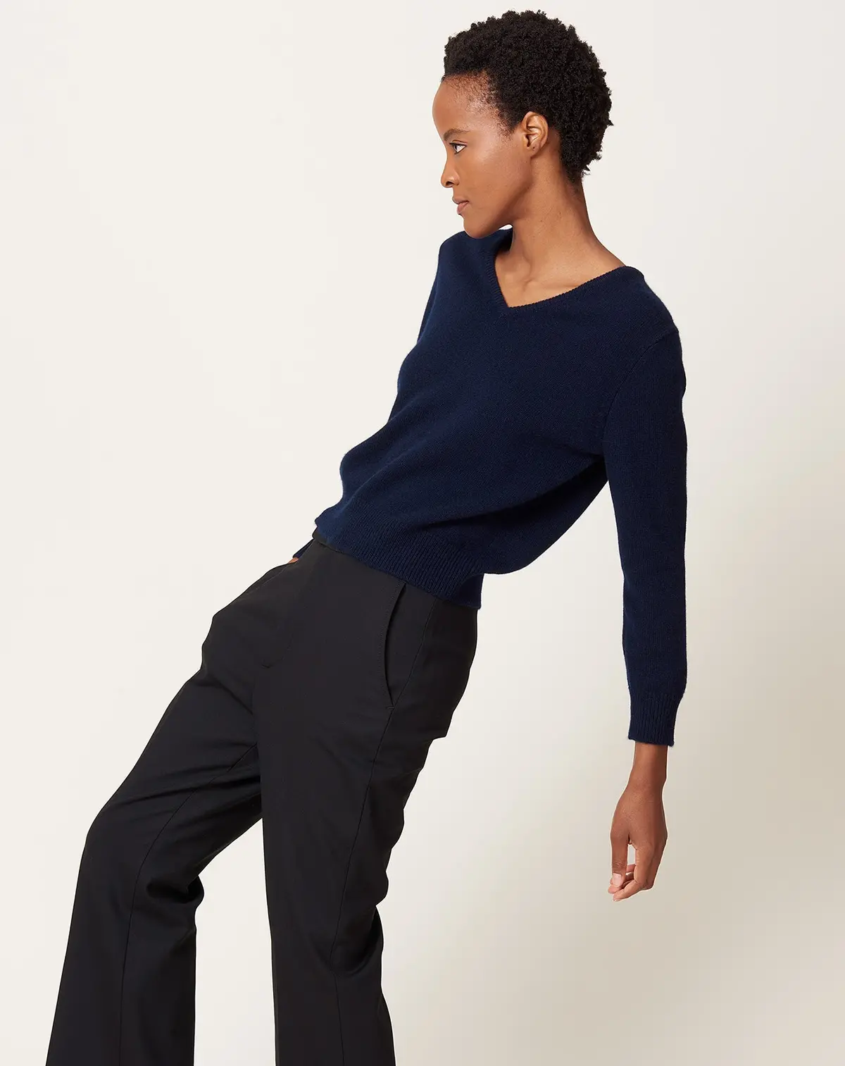 Lia Sweater In Navy 1