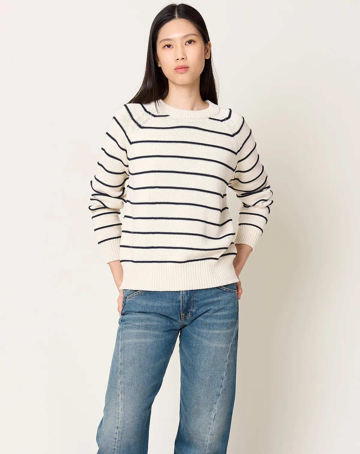 Lilicia Sweater In Off White & Navy 1