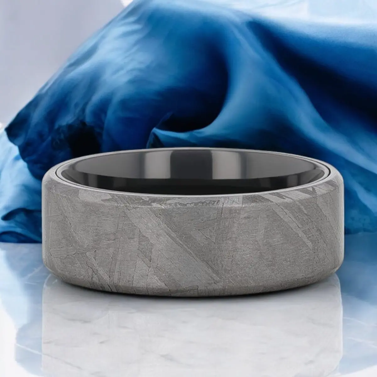 Diemos | Black Titanium Ring, Meteorite Inlay, Beveled 4