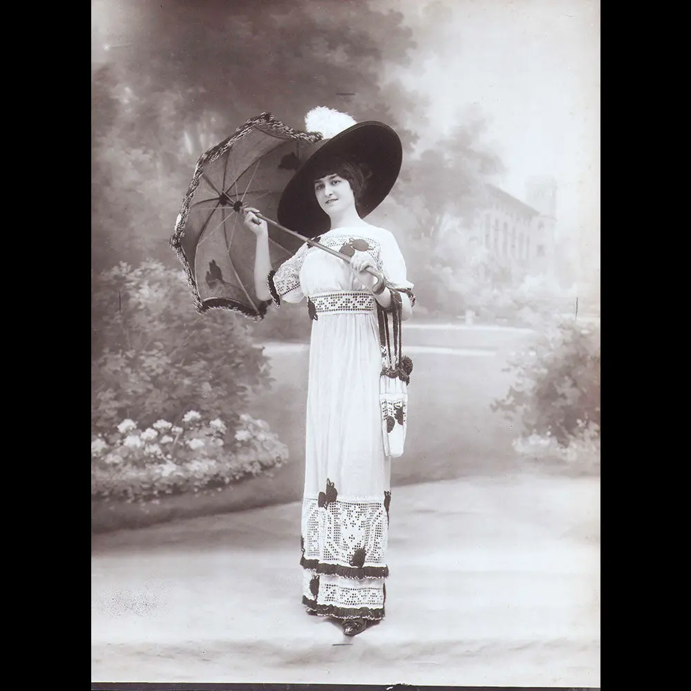 Drecoll - Robe En Étamine, Dentelle Et Perles, Photographie Du Studio Felix (1911) 1