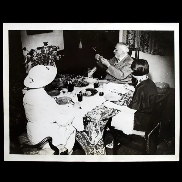 Paul Poiret, Sarah Rafale Et Leone Lamande (1934) 1