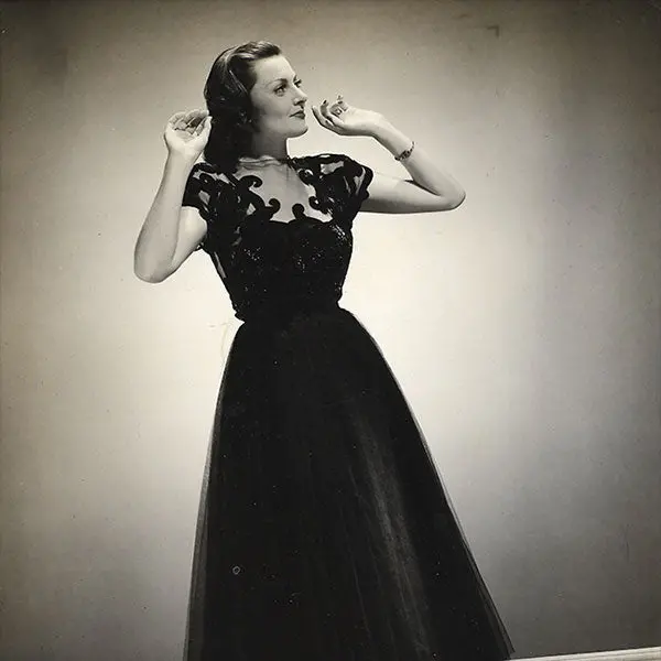 Jean Patou - Robe Du Soir Portée Par La Mannequin Maggy Sarragne (Circa 1946) 2