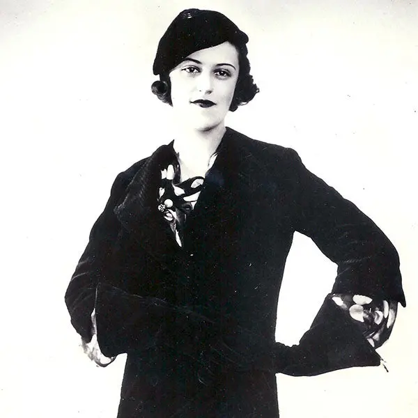 Jean Patou - Ensemble De Velours Noir Portée Par La Comtesse Henri De Castellane (1933) 2