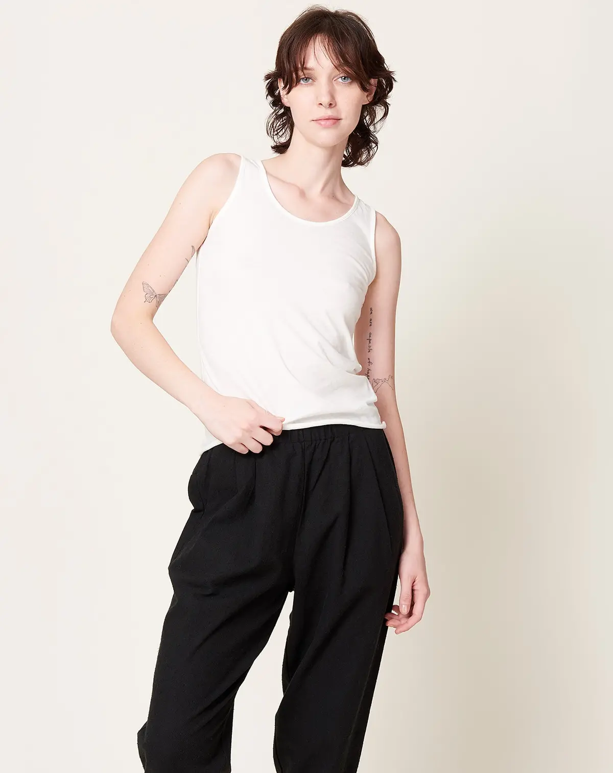 Cut&Sew Sleeveless In Off White 1