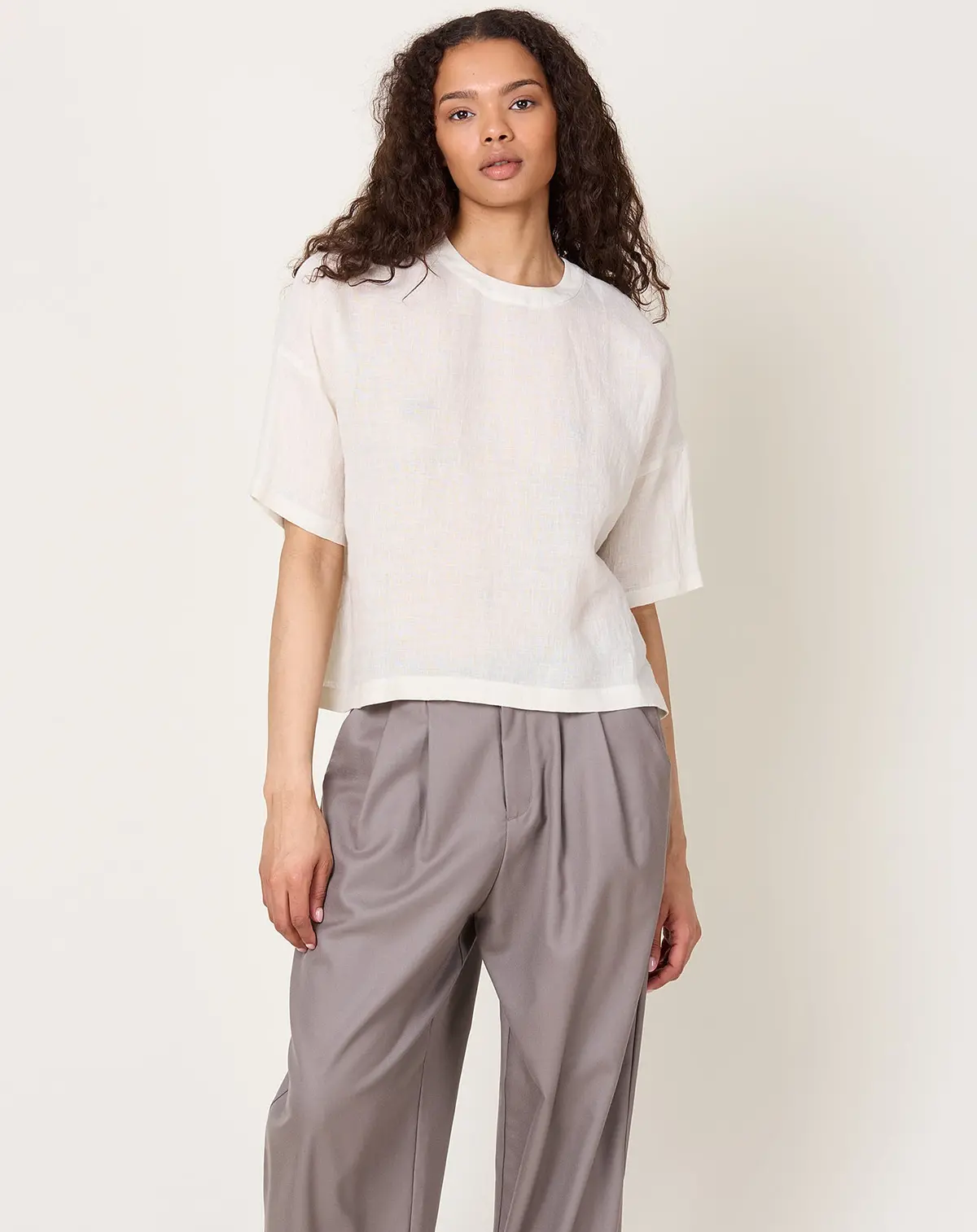 Linen Pullover In Antique White 1