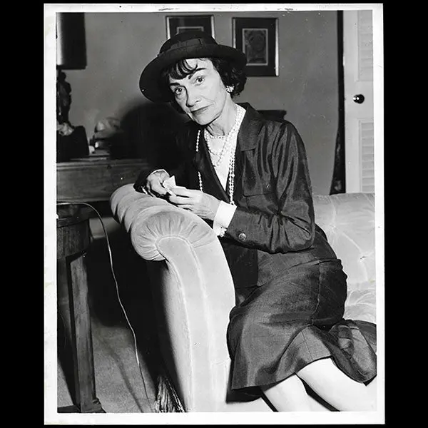 Coco Chanel, Portrait Par Charles F. Bennett Lors De Son Voyage Aux Etats-Unis, 1957 1