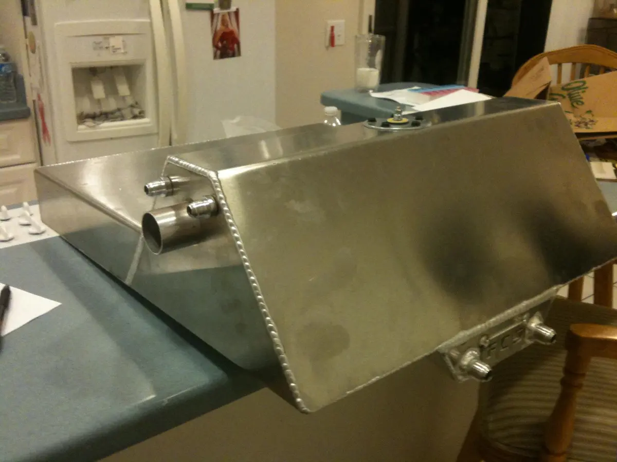 Fcsrace 7+ Gallon Fuel Cells 1