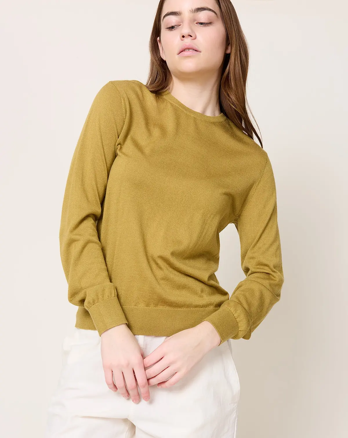 Cashmere Silk Mini R Neck Sweater In Gold 1