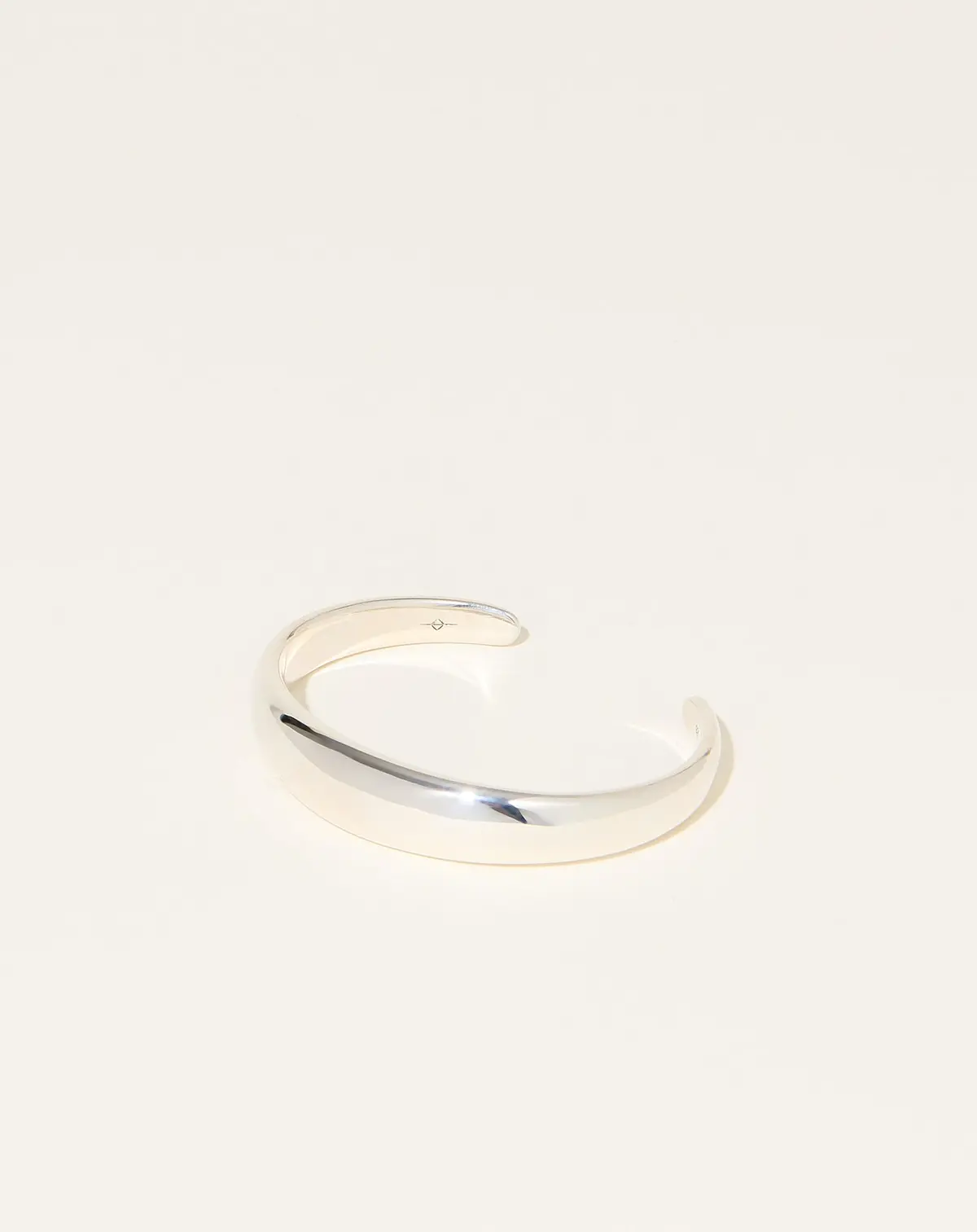 Flat Beam Cuff In Silver 1