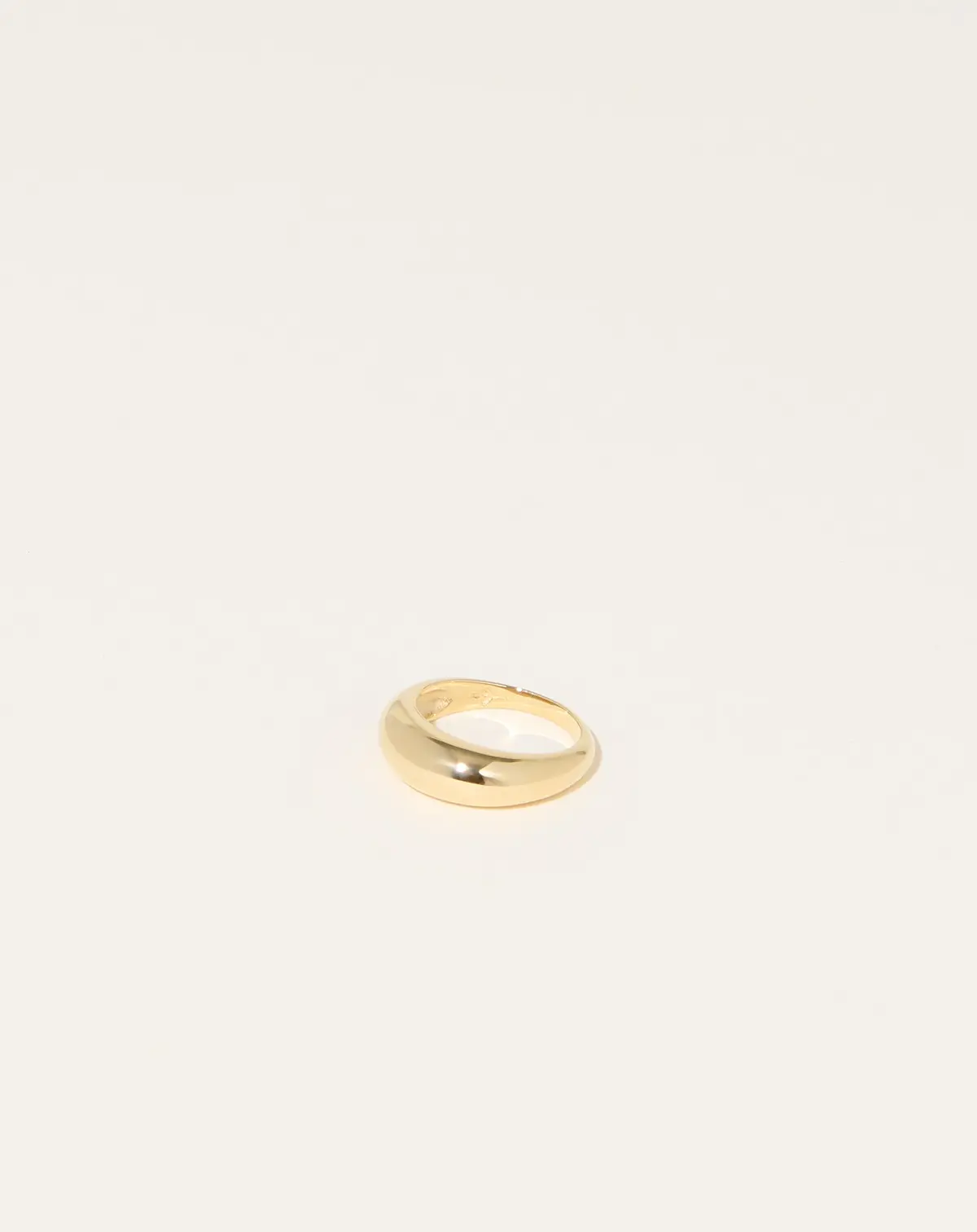 Small Balloon Ring In Yellow Gold 1