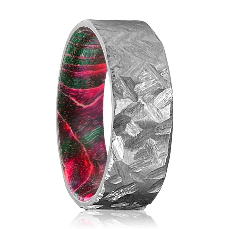 Huber | Green And Red Wood, Silver Titanium Ring, Hammered, Flat 1
