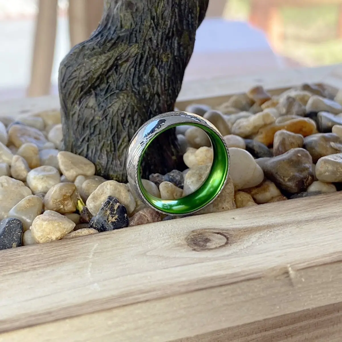 Hulk | Green Ring, Silver Damascus Steel, Domed 6