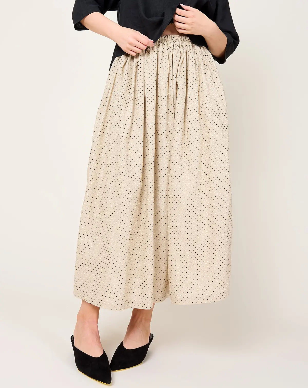 C/L Dot Skirt In Natural 1