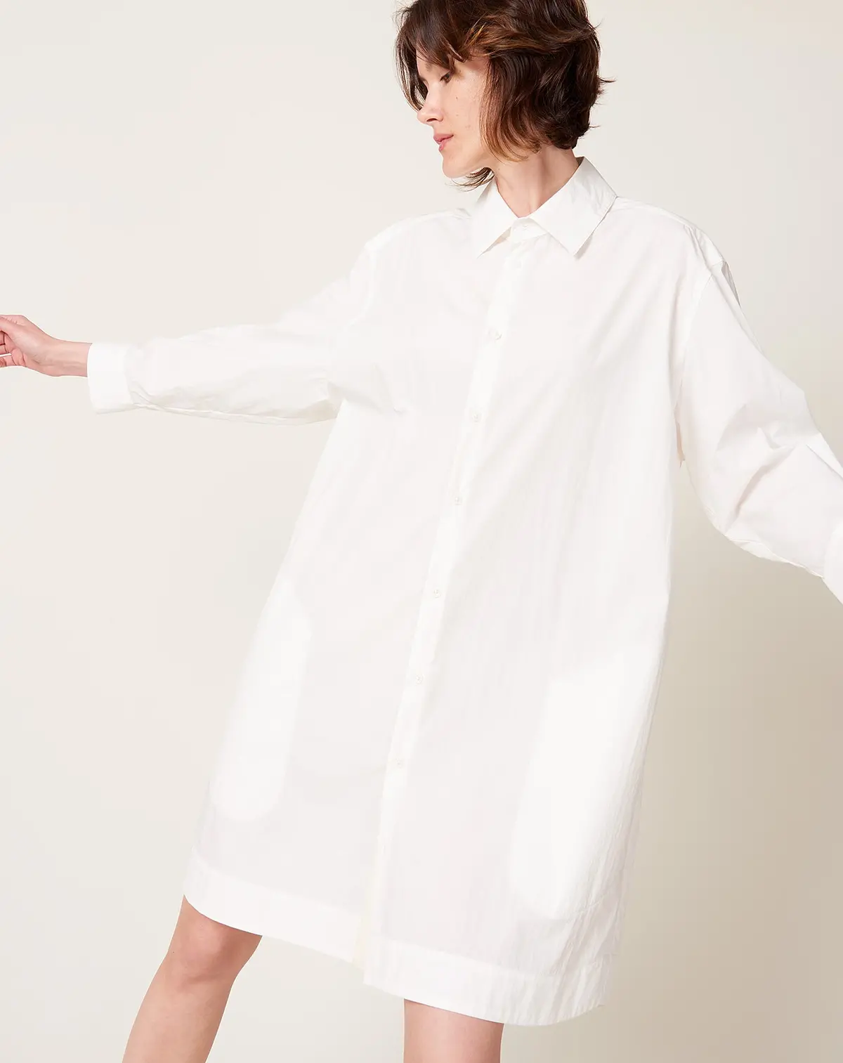 Riley Shirt Dress In White 1