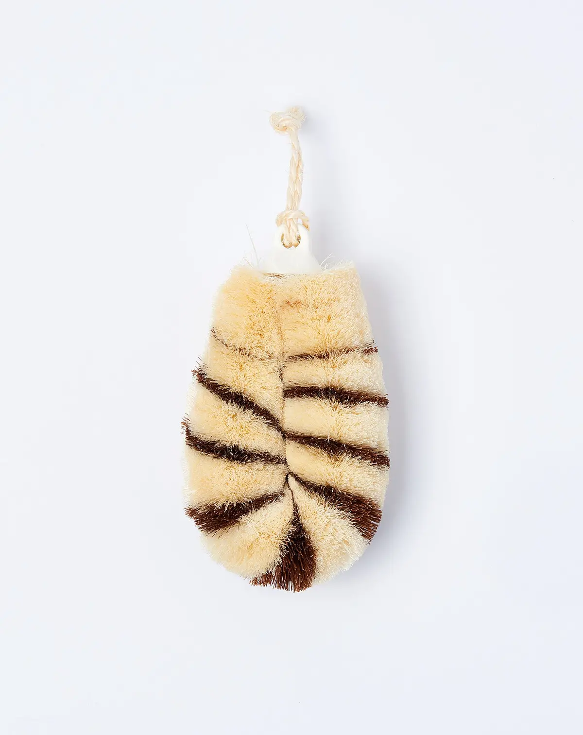 Kamenoko Tawashi Tamura Cleaning Brush 1