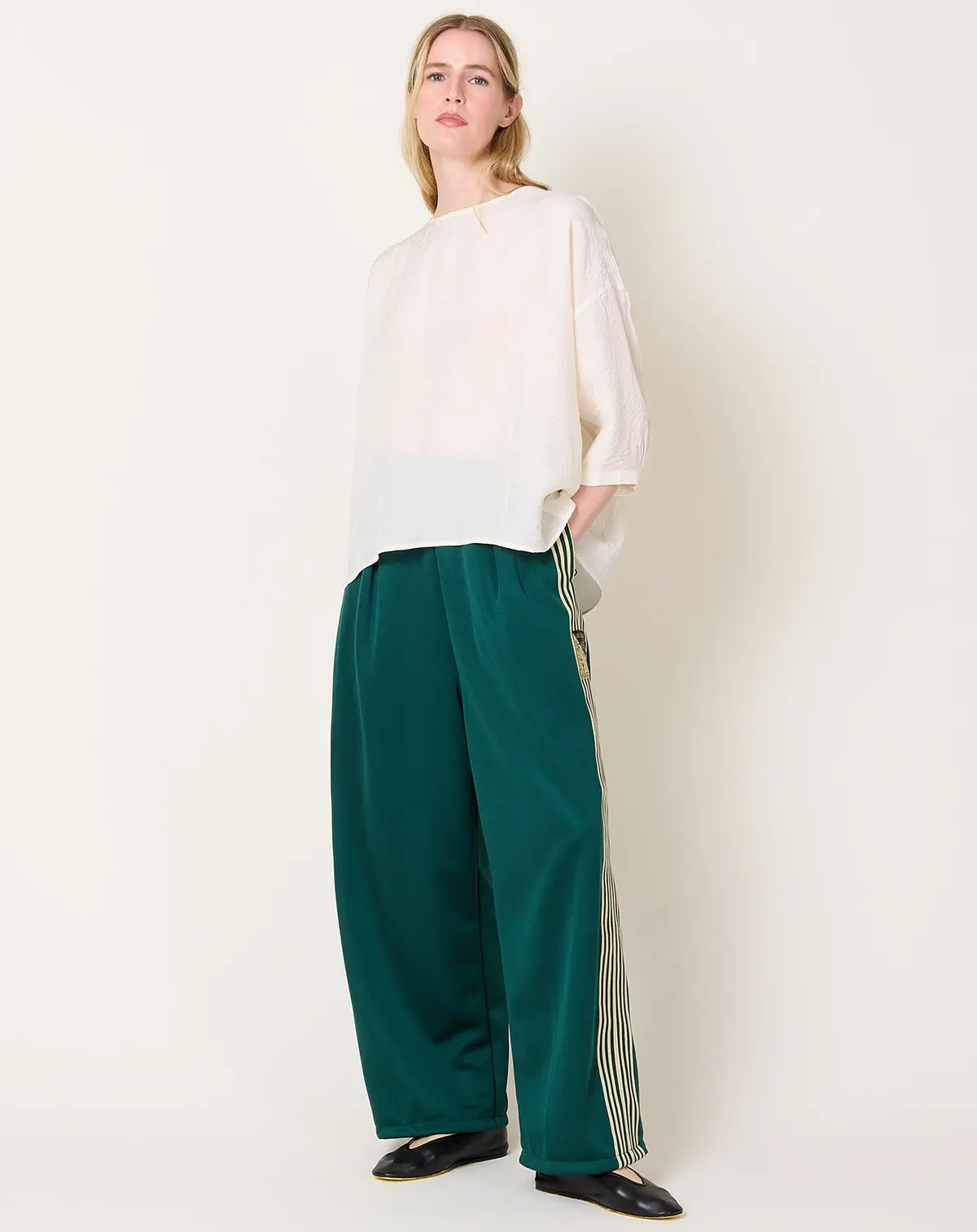 Stuntman&Woman Baggy Track Pants In Green 1